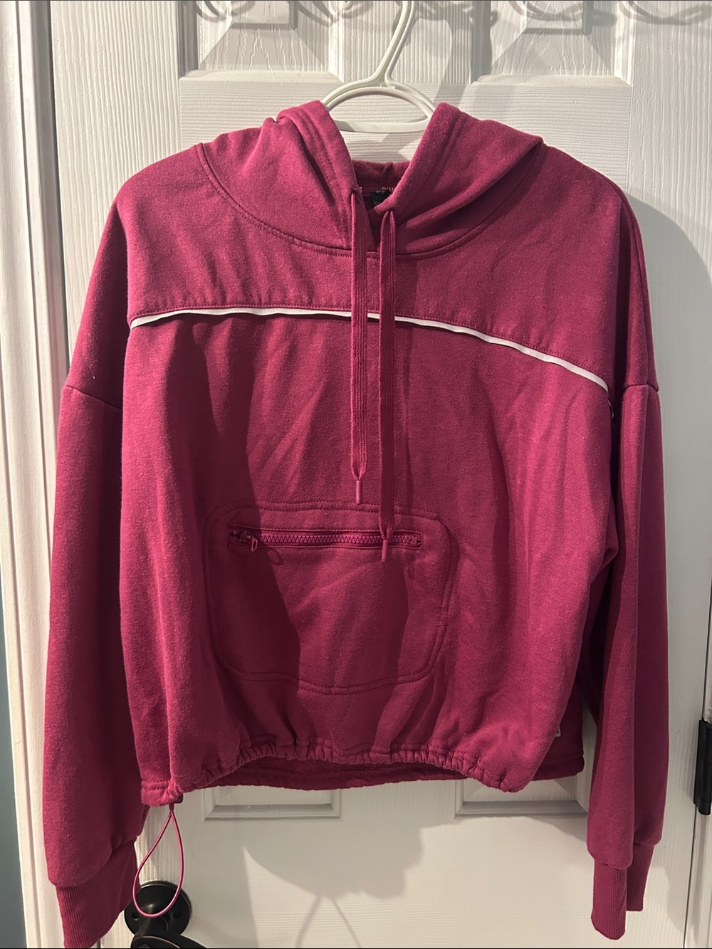 Cropped Raspberry Pink Hooded Sweatshirt with Front Pocket